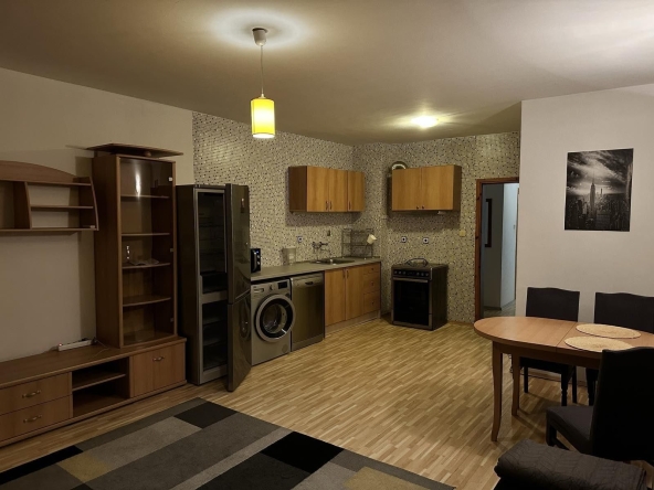 Дава се под наем Двустаен апартамент в Бургас, Възраждане - 60 кв.м за 357 € - Снимка #1