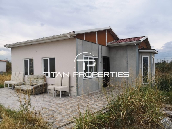 Дава се под наем Къща в Пловдив, Коматево - 80 кв.м за 750 € - Снимка #1