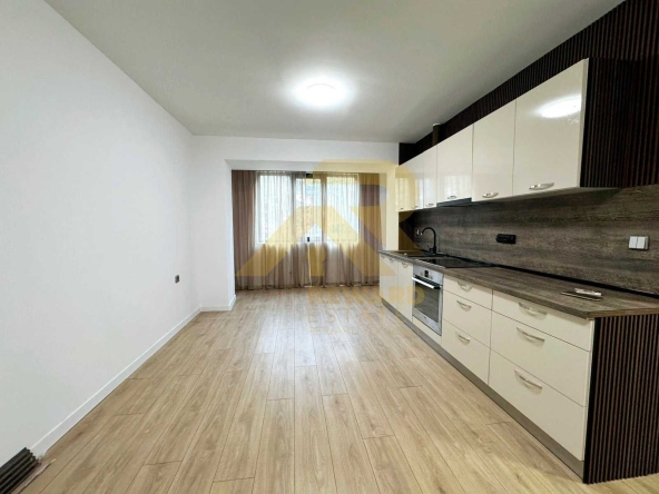 Двустаен апартамент в София, Иван Вазов - 52 кв.м за 4366 €/кв.м - Снимка #1