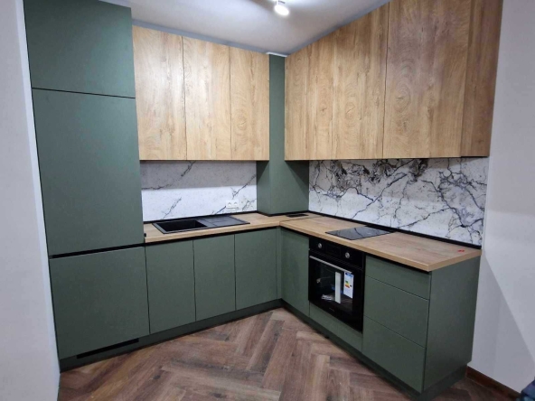 Дава се под наем Двустаен апартамент в Варна, Център - 55 кв.м за 600 € - Снимка #1
