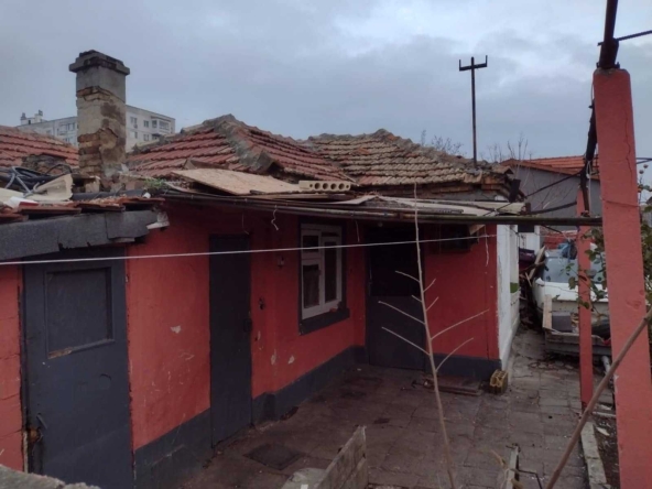 Къща в Варна, Автогара - 110 кв.м за 1000 €/кв.м - Снимка #1