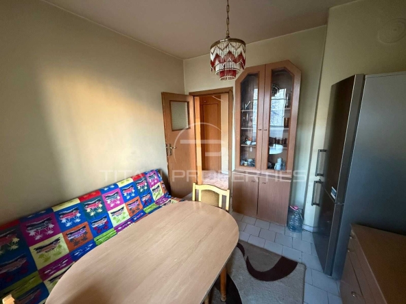 Тристаен апартамент в Пловдив, Кършияка - 92 кв.м за 2011 €/кв.м - Снимка #1
