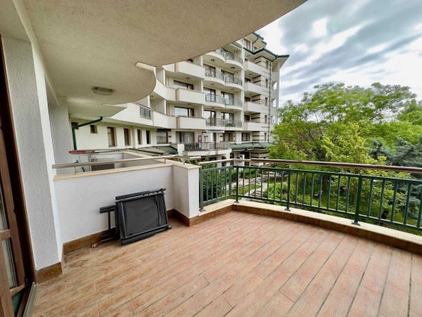 Тристаен апартамент в с. Равда, Област Бургас - 130 кв.м за 1270 €/кв.м - Снимка #1