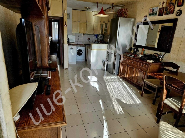 Тристаен апартамент в Велико Търново, Колю Фичето - 80 кв.м за 1500 €/кв.м - Снимка #1