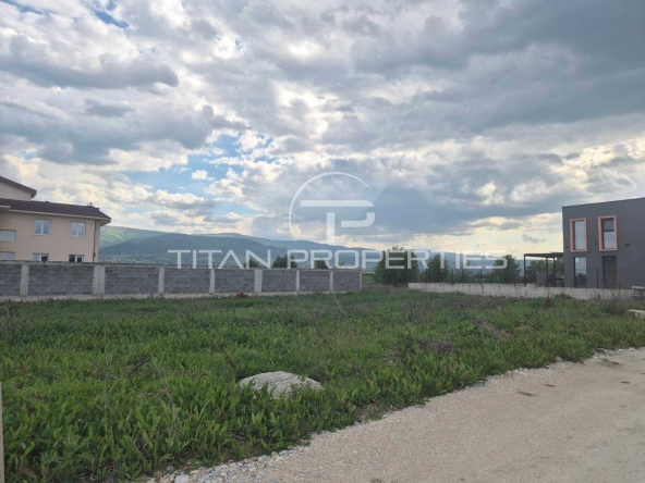 Парцел в Пловдив, Беломорски - 1060 кв.м за 120 €/кв.м - Снимка #1