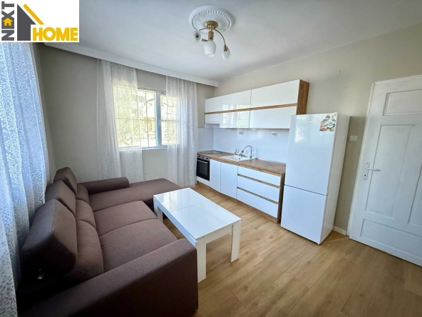 Дава се под наем Двустаен апартамент в Асеновград - 50 кв.м за 255 € - Снимка #1