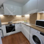 Дава се под наем Тристаен апартамент в Варна, Лятно кино Тракия - 122 кв.м за 850 € - Снимка #1