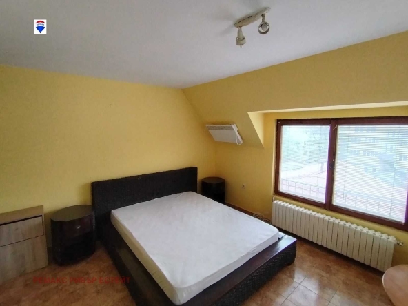 Дава се под наем Ателие в Русе, Хъшове - 33 кв.м за 178.5 € - Снимка #1