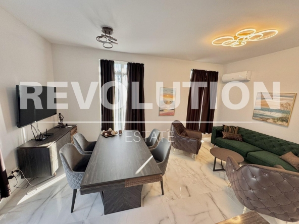 Дава се под наем Двустаен апартамент в Варна, м-т Св. Никола - 88 кв.м за 1100 € - Снимка #1