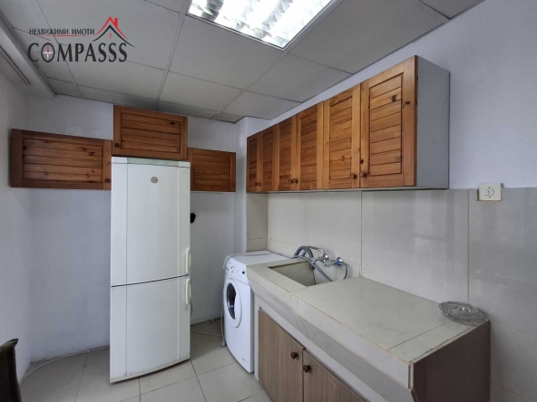 Дава се под наем Двустаен апартамент в Добрич, Градска болница - 64 кв.м за 255 € - Снимка #1