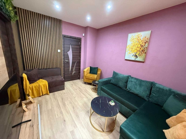 Дава се под наем Тристаен апартамент в Перник, Твърди ливади - 65 кв.м за 382.5 € - Снимка #1