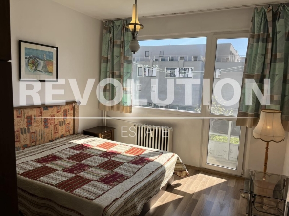 Дава се под наем Двустаен апартамент в Варна, Младост 2 - 50 кв.м за 375 € - Снимка #1