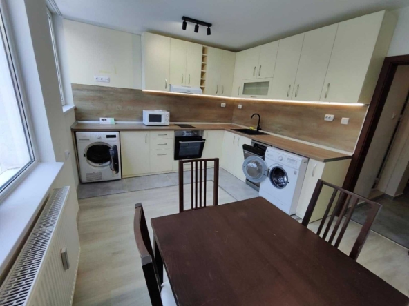 Дава се под наем Едностаен апартамент в Плевен, Мара Денчева - 45 кв.м за 331.5 € - Снимка #1