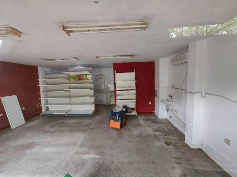 Дава се под наем Магазин в Пловдив, Тракия - 45 кв.м за 357 € - Снимка #1