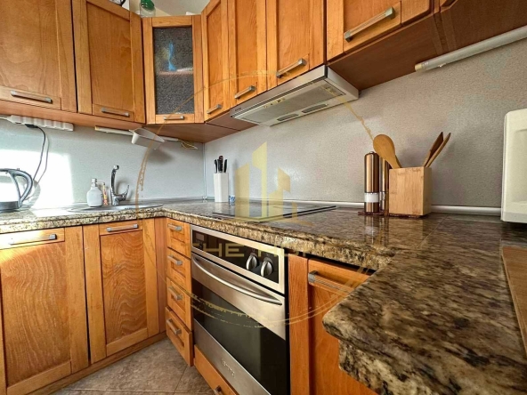 Дава се под наем Многостаен апартамент в Варна, Генералите - 130 кв.м за 650 € - Снимка #1