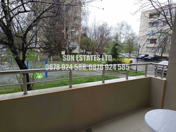 Тристаен апартамент в Казанлък - 101 кв.м за 1566 €/кв.м - Снимка #1