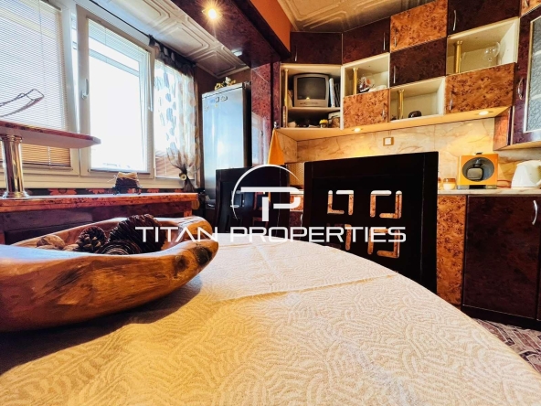 Дава се под наем Двустаен апартамент в Бургас, Братя Миладинови - 62 кв.м за 433.5 € - Снимка #1