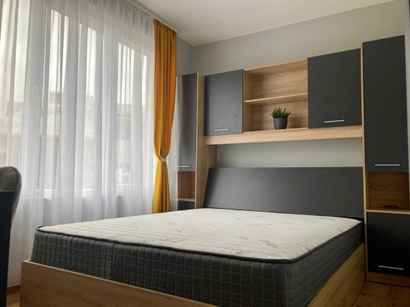 Дава се под наем Тристаен апартамент в София, Кръстова вада - 95 кв.м за 714 € - Снимка #1