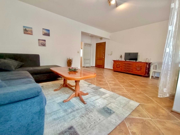Дава се под наем Двустаен апартамент в София, Център - 80 кв.м за 612 € - Снимка #1