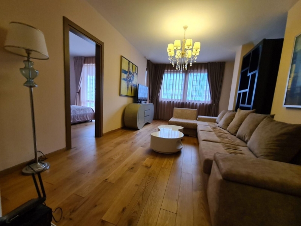 Дава се под наем Тристаен апартамент в Пловдив, Съдийски - 95 кв.м за 550 € - Снимка #1