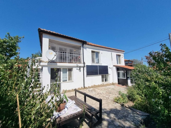 Къща в с. Просеник, Област Бургас - 112 кв.м за 1134 €/кв.м - Снимка #1