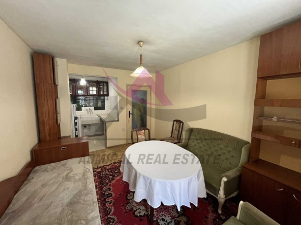 Дава се под наем Двустаен апартамент в Варна, Окръжна болница - 54 кв.м за 325 € - Снимка #1