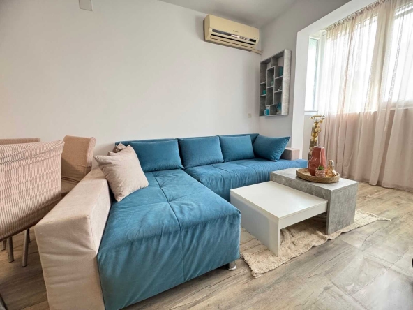 Дава се под наем Двустаен апартамент в Бургас, Зорница - 54 кв.м за 408 € - Снимка #1