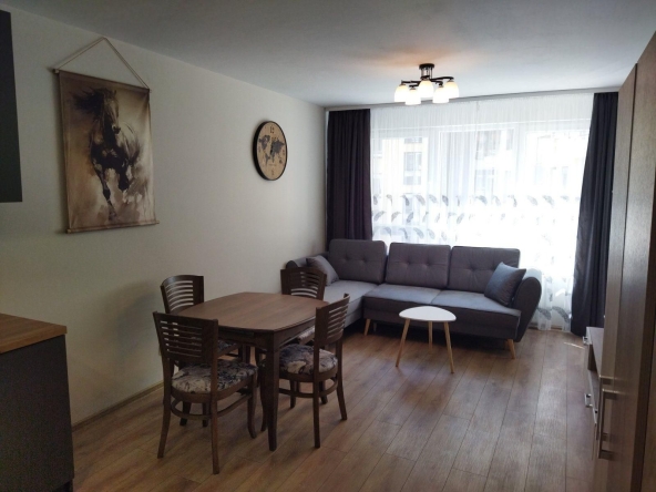 Дава се под наем Двустаен апартамент в София, Връбница 2 - 68 кв.м за 575 € - Снимка #1