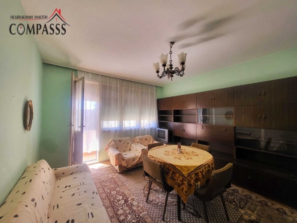 Двустаен апартамент в Добрич, Център - 70 кв.м за 1458 €/кв.м - Снимка #1