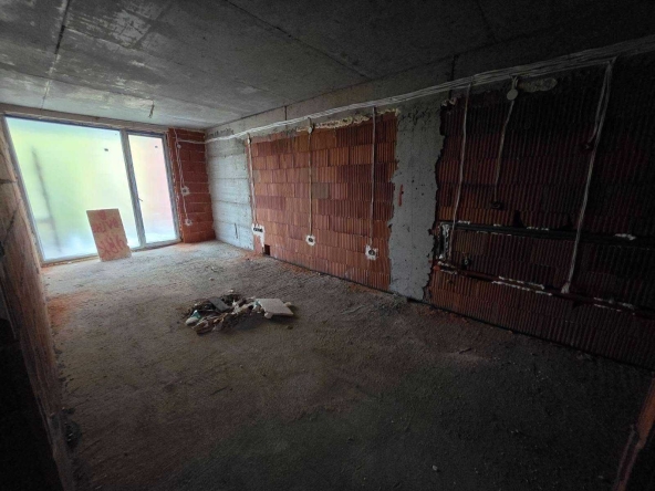 Тристаен апартамент в Стара Загора, Център - 120 кв.м за 938 €/кв.м - Снимка #1