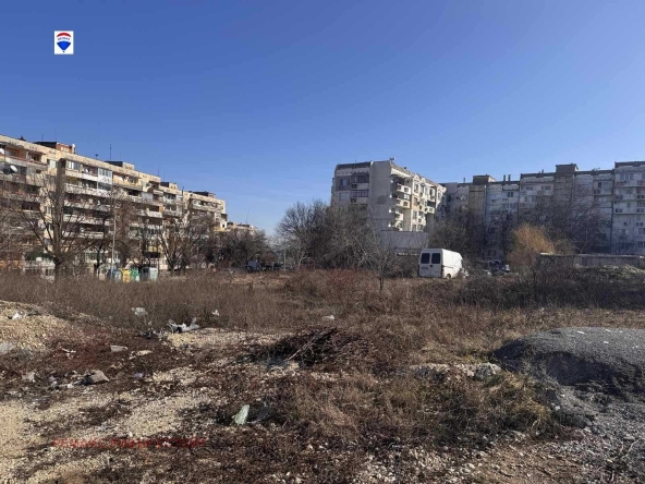 Парцел в Русе, Дружба 3 - 2270 кв.м за 164 €/кв.м - Снимка #1