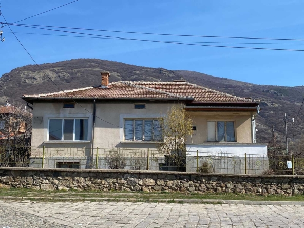 Къща в Сопот - 140 кв.м за 1093 €/кв.м - Снимка #1