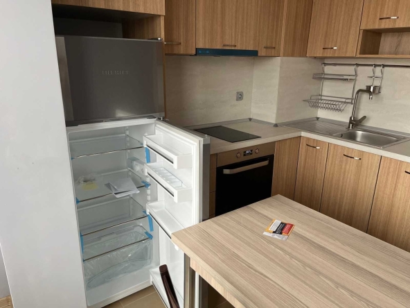 Дава се под наем Двустаен апартамент в София, Слатина - 67 кв.м за 500 € - Снимка #1