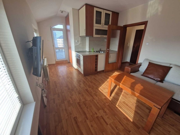 Дава се под наем Двустаен апартамент в София, Хаджи Димитър - 56 кв.м за 400 € - Снимка #1