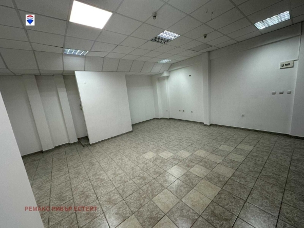 Офис в Русе, Център - 50 кв.м за 1038 €/кв.м - Снимка #1