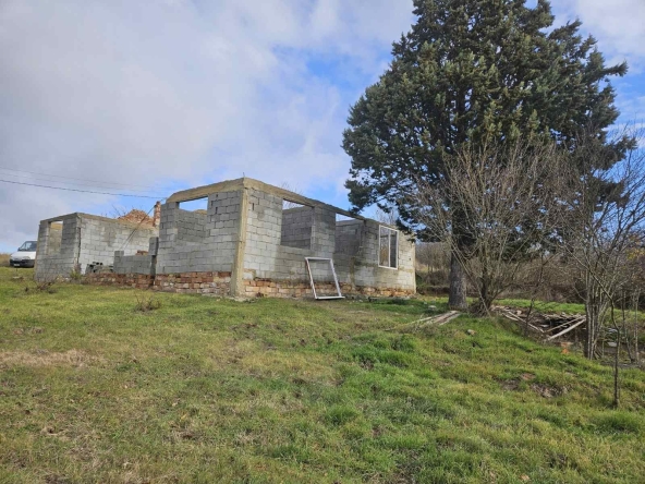 Парцел в с. Садово, Област Варна - 2050 кв.м за 9 €/кв.м - Снимка #1