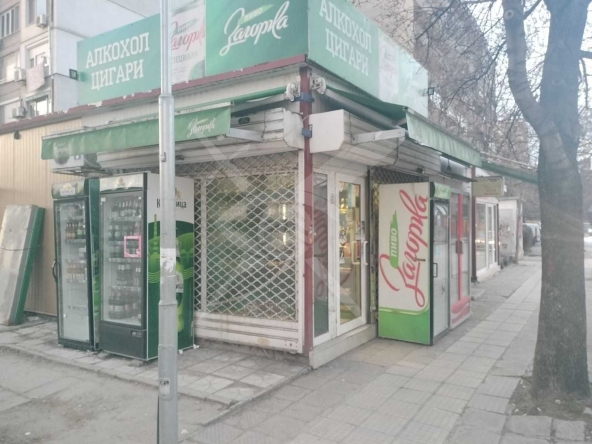 Магазин в Пловдив, Кючук Париж - 25 кв.м за 300 €/кв.м - Снимка #1