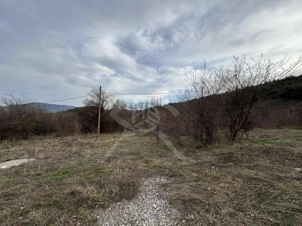 Парцел в с. Лясково, Област Пловдив - 2568 кв.м за 48 €/кв.м - Снимка #1