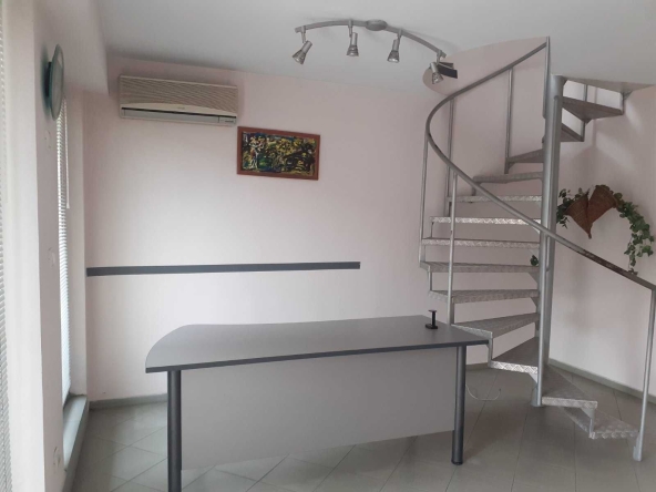 Мезонет в Благоевград, Широк център - 88 кв.м за 1421 €/кв.м - Снимка #1