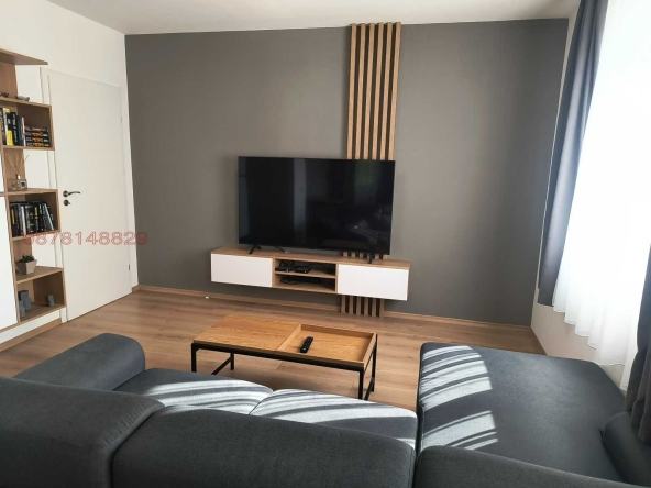 Двустаен апартамент в София, Триъгълника - 73 кв.м за 2590 €/кв.м - Снимка #1