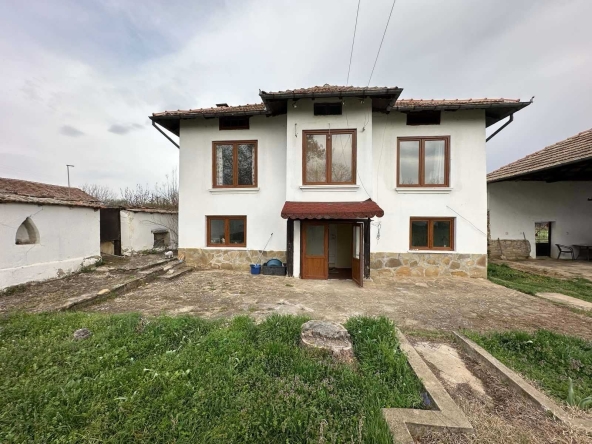 Къща в с. Ресен, Област Велико Търново - 120 кв.м за 542 €/кв.м - Снимка #1