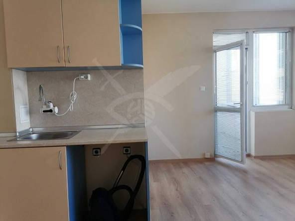 Двустаен апартамент в Бургас, Възраждане - 57 кв.м за 2106 €/кв.м - Снимка #1