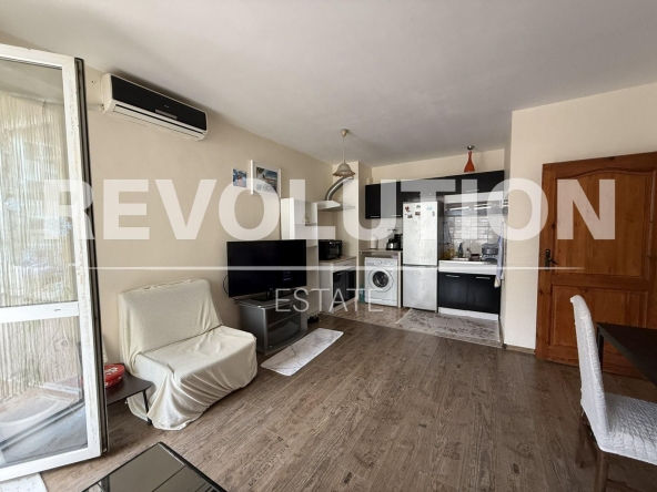 Дава се под наем Двустаен апартамент в Варна, Бриз - 47 кв.м за 450 € - Снимка #1