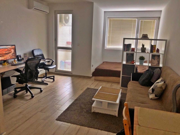 Дава се под наем Едностаен апартамент в София, Студентски град - 46 кв.м за 459 € - Снимка #1