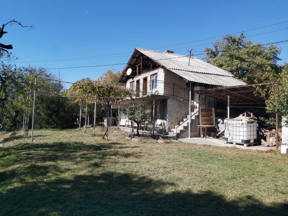 Къща в Карлово - 64 кв.м за 657 €/кв.м - Снимка #1