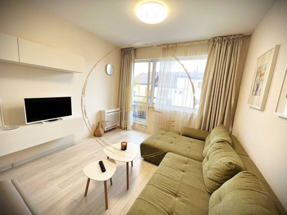 Дава се под наем Двустаен апартамент в Варна, Бриз - 77 кв.м за 1000 € - Снимка #1