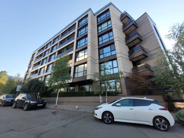 Дава се под наем Гараж / Паркомясто в София, Манастирски ливади - 16 кв.м за 102 € - Снимка #1