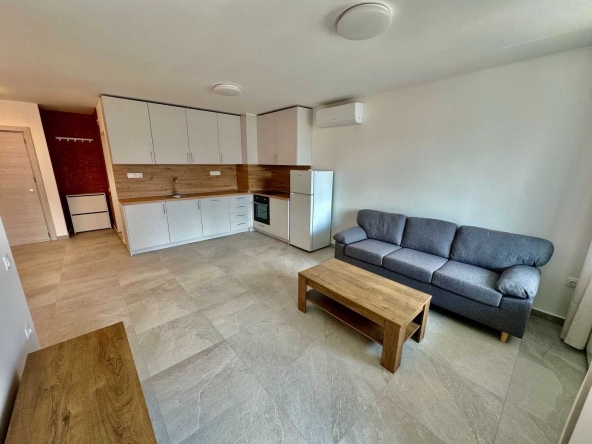 Дава се под наем Двустаен апартамент в София, Дружба 1 - 65 кв.м за 612 € - Снимка #1