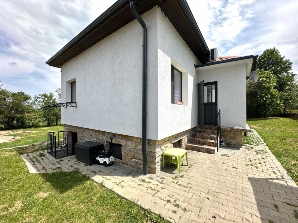 Къща в с. Ново село, Област Велико Търново - 90 кв.м за 1612 €/кв.м - Снимка #1