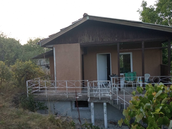 Къща в София, 7-ми 11-ти километър - 90 кв.м за 778 €/кв.м - Снимка #1